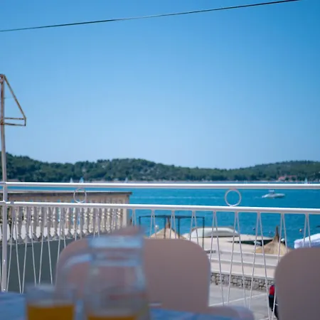 Casa Marea Vakantiehuis Tisno